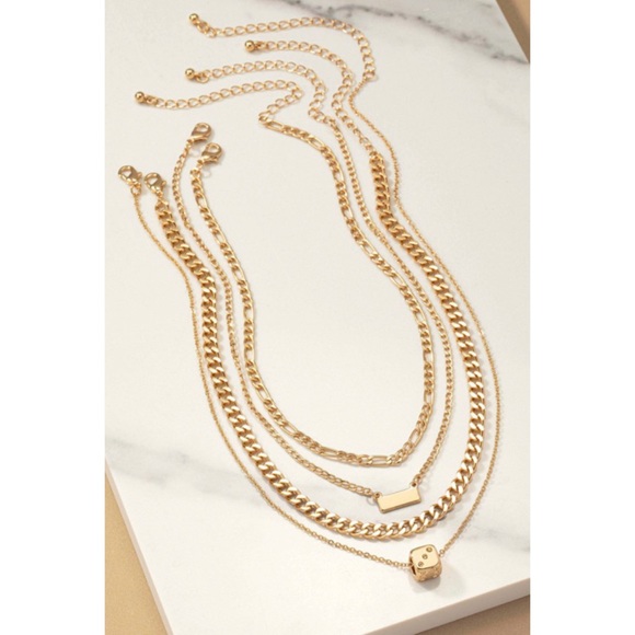 4 layered mix chain necklace - Picture 2 of 4